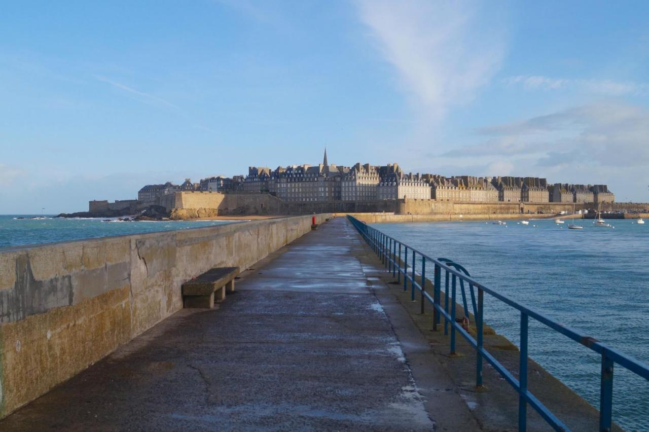 Cancale, Centre Ville, Triplex Le Pecheur Apartment Luaran gambar
